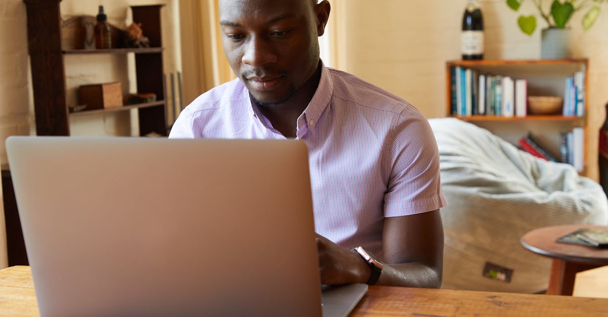découvrez les compétences essentielles pour devenir un entrepreneur nomade. apprenez à gérer votre entreprise tout en voyageant, à développer votre réseau à l'international et à maîtriser des outils numériques pour optimiser votre productivité où que vous soyez.