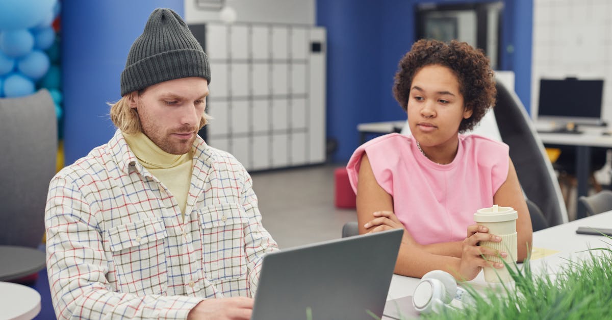 découvrez le monde fascinant des entrepreneurs nomades, qui allient liberté et innovation en travaillant depuis les quatre coins du globe. apprenez comment ces esprits créatifs établissent des entreprises prospères tout en explorant de nouvelles cultures et modes de vie.